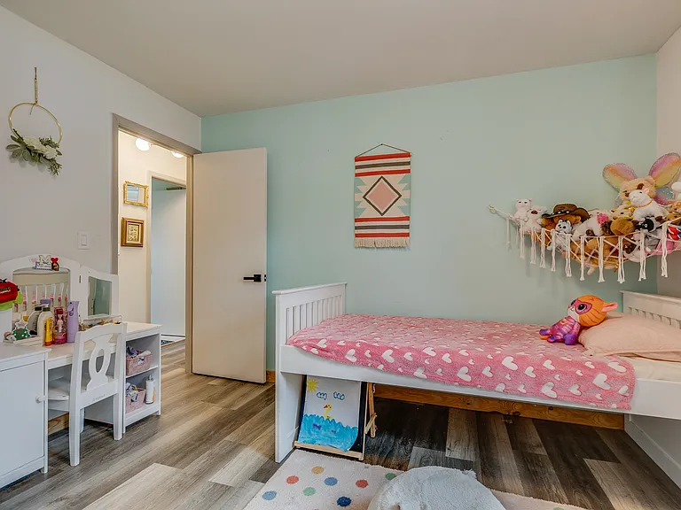 2104 Miller Ln — Photo 13