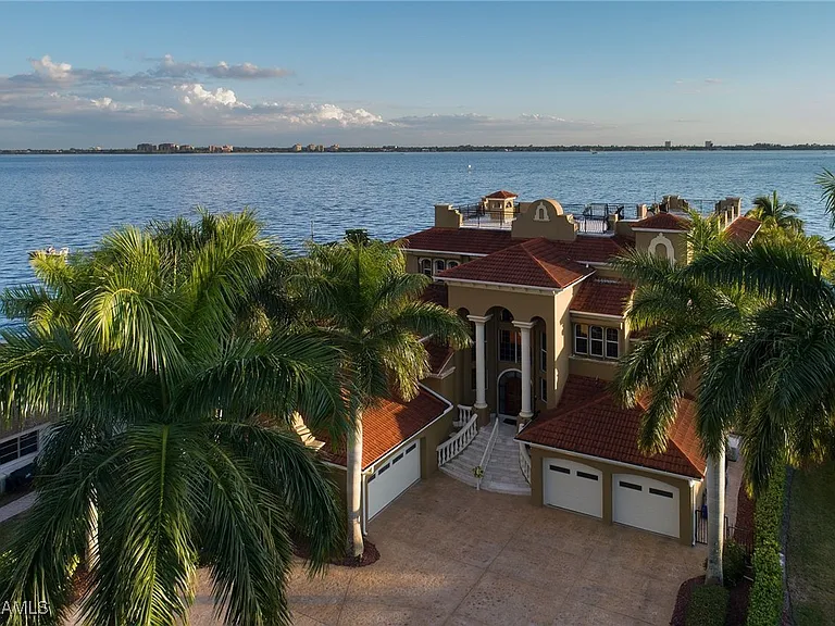 232 Bayshore Dr — Photo 5