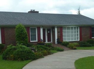 717 Tenikat St, Danville, KY 40422