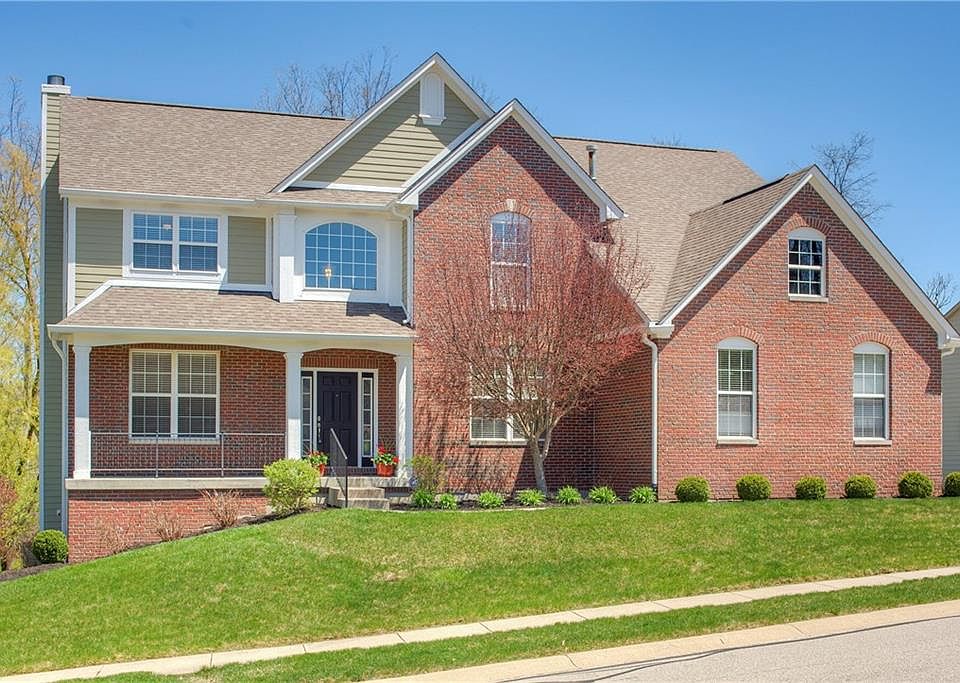 1st image of 7945 Fawnwood Dr