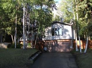 9505 Puffin Cir, Eagle River, AK 99577