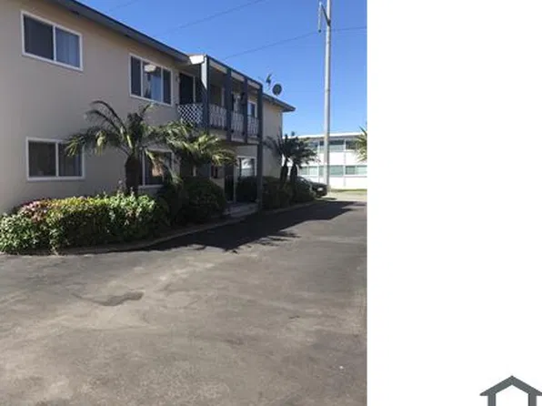 11828 Eucalyptus Ave APT D, Hawthorne, CA 90250
