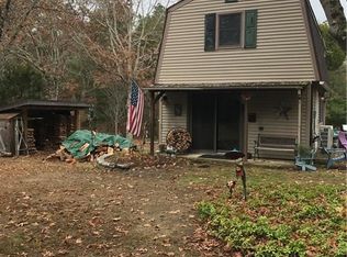 270 Greenhouse Rd, Coventry, RI 02827