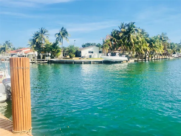 2430 NE 135th St, North Miami, FL