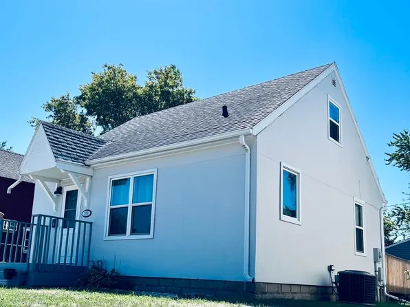 1209 8th Ave SW, Austin, MN 55912