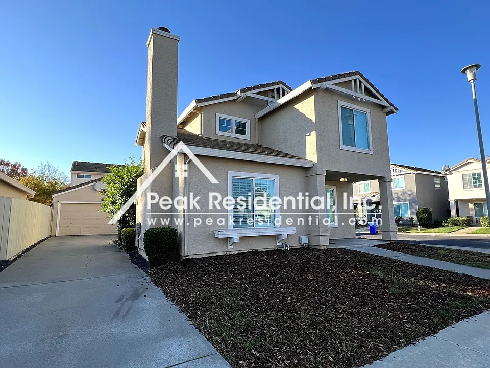 8943 Cypress View Way
