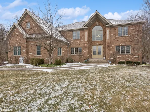 4804 Preserve Ct, Long Grove, IL 60047
