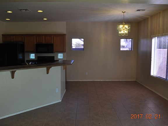 5th image of 8909 W Gibson Ln