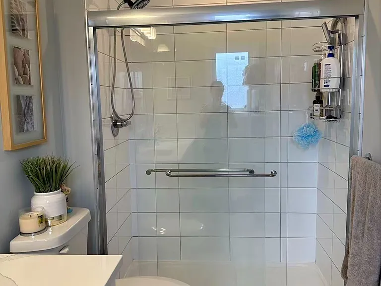 1028 Speedvale Ct — Photo 11