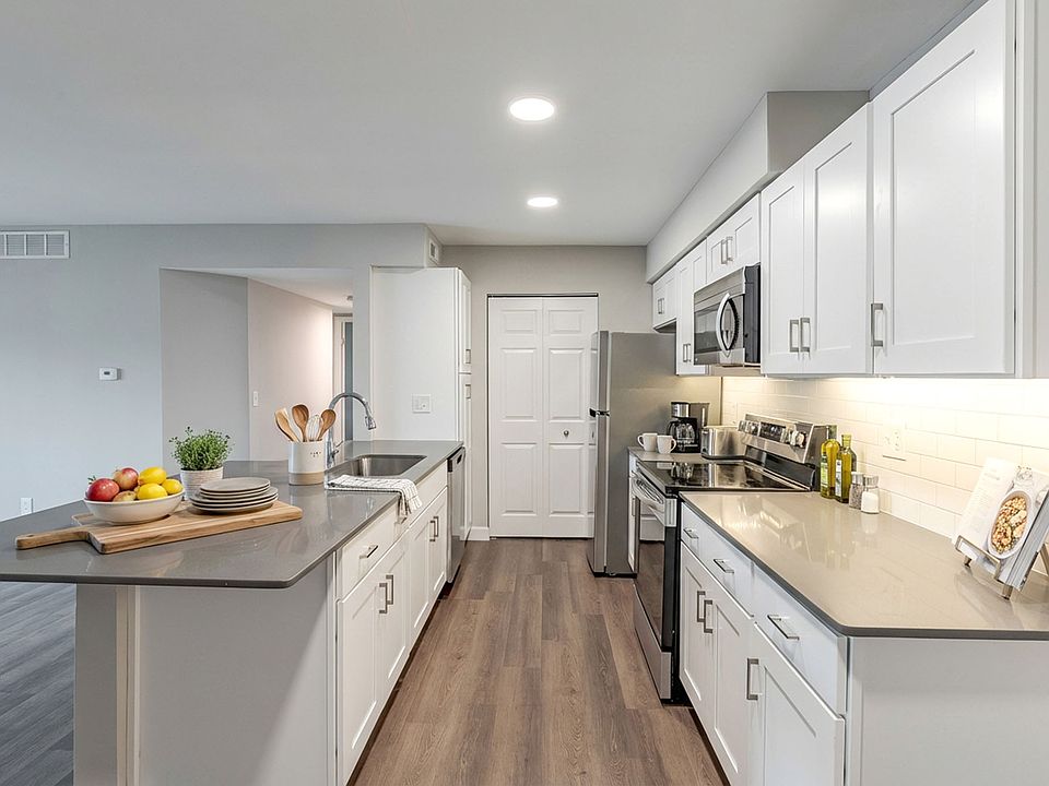 1st image of 34350 Ryan Rd #293