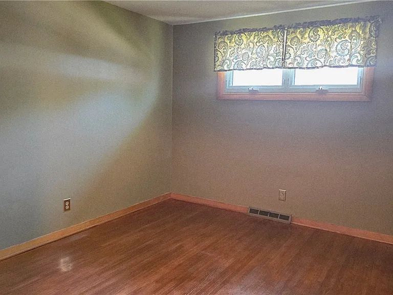 36 Jamaica Ln — Photo 12