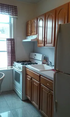 Rented by Frank Valvo Real Estate | media 31