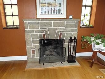 4th image of 6641 Lindenwood Pl