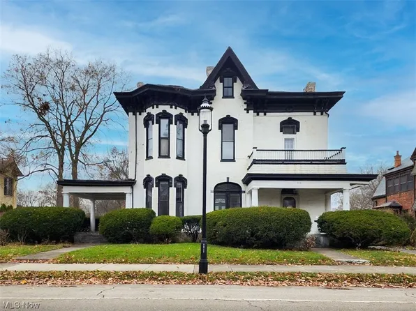 304 N Main St, Seven Mile, OH 45062