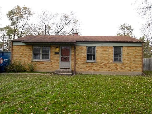 21538 Gailine Ave photo 1