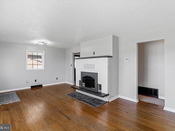 5th image of 357 Fort Ashby Rd