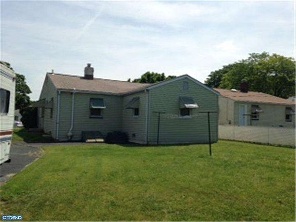 5th image of 609 Glencroft Cir