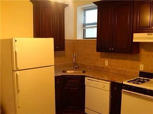 Rented by Avenue Sotheby's International Realty | media 29