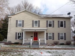 40 E Main St, Canfield, OH 44406