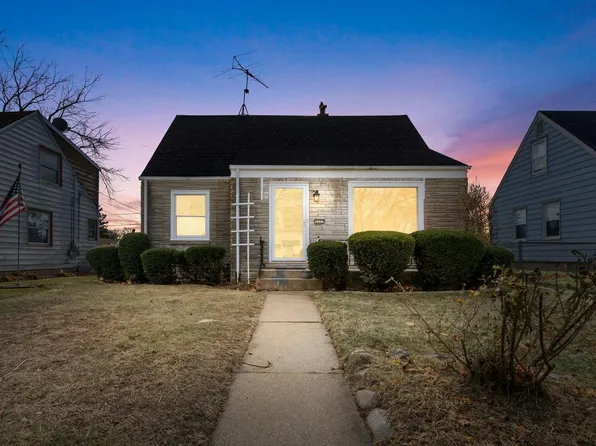 2229 West Tripoli AVENUE, Milwaukee, WI 53221