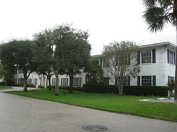 2nd image of 2190 NE 68th St APT 504
