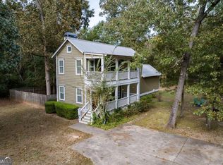 60 Live Oak Ln, Comer, GA 30629