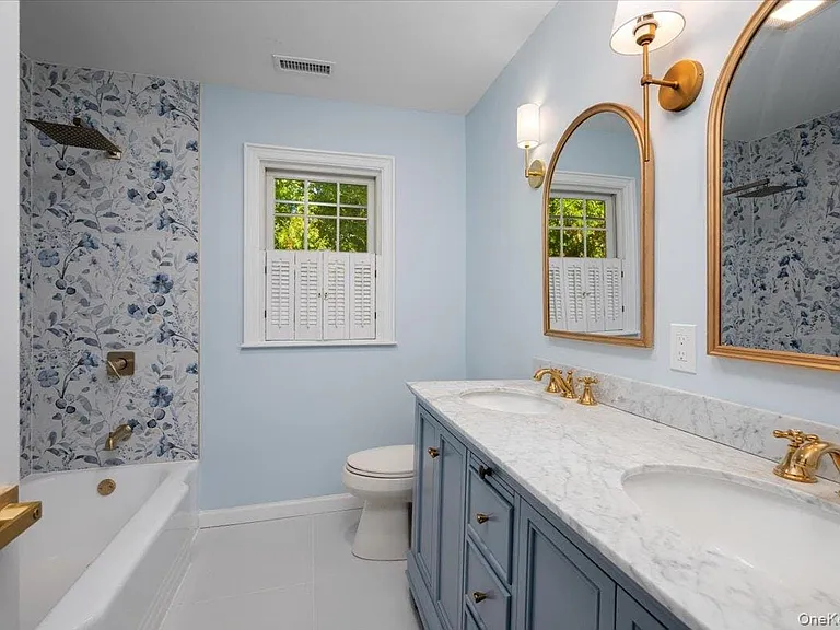 15 Hillside Rd — Photo 8