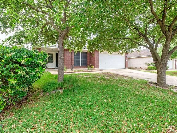 3rd image of 3855 Willie Mays Ln