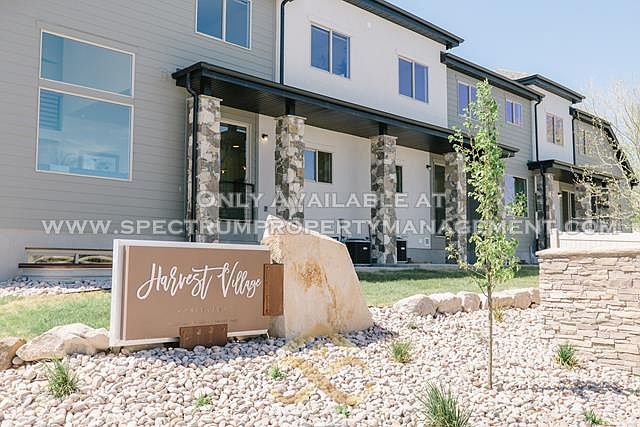1st image of 152 W Autumn Ln