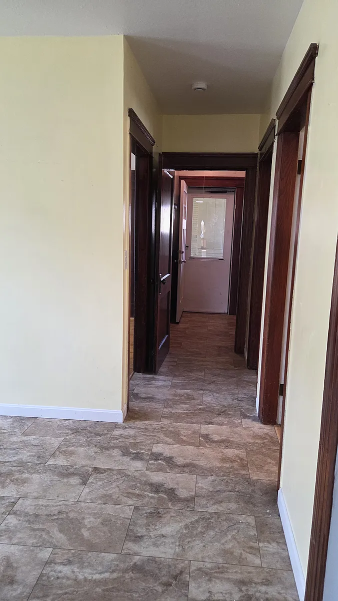 Building Photo - 507 Grafton St #1