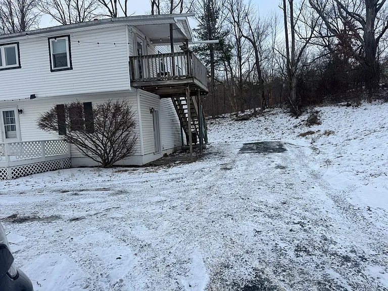 Rhodes Rd — Photo 18
