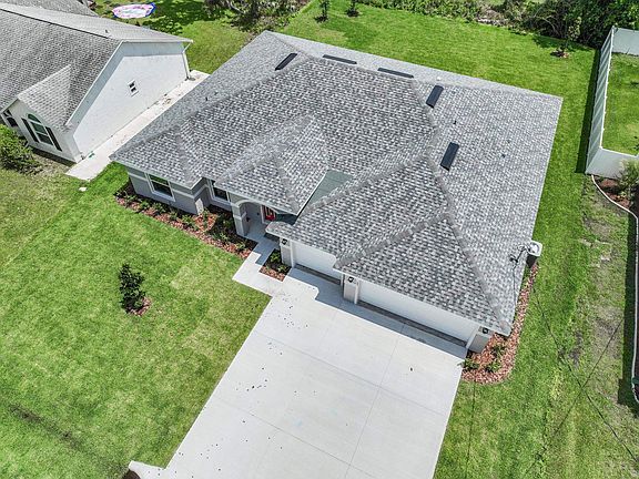 5th image of 64 Bennett Ln