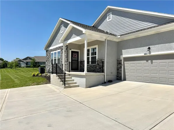21801 W 119th Ter Unit 2703, Olathe, KS 66061