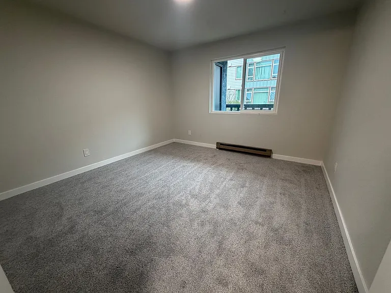 Carlynn Apartments — Photo 5