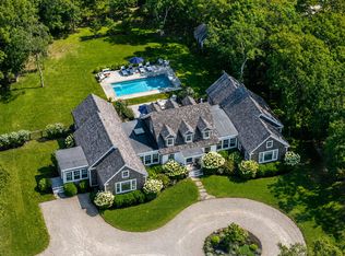8 Paddock Rd, Oak Bluffs, MA 02557