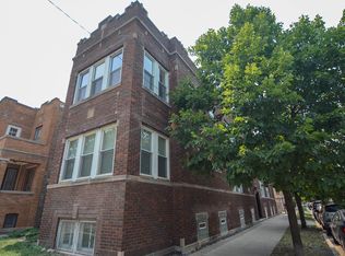 3907 W Wellington Ave #1R, Chicago, IL 60618