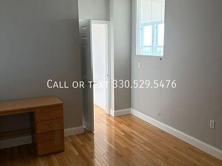 2404 Prospect Ave — Photo 7