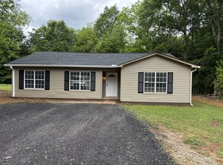 221 Glass Rd, Valley, AL 36854