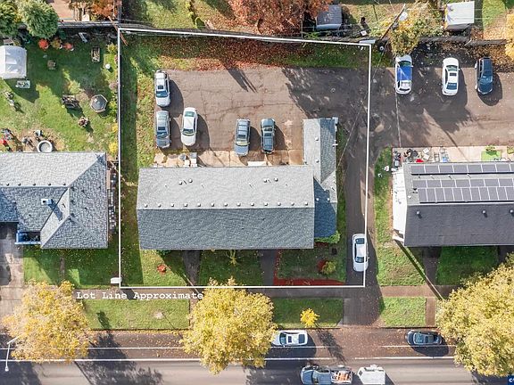 2nd image of 536 34th Ave SE