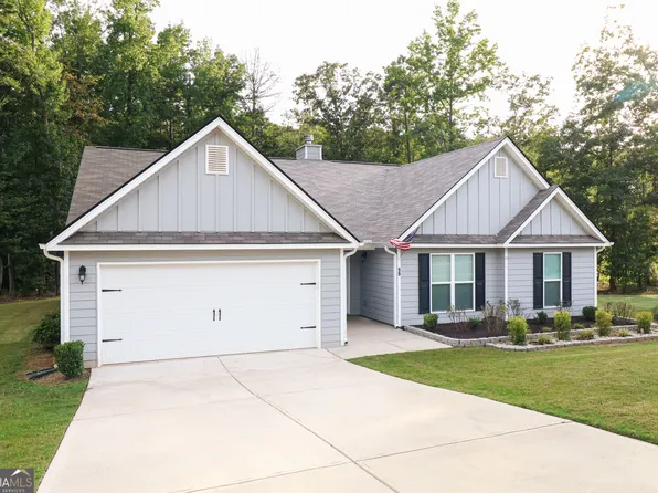 99 Southwood Dr, Danielsville, GA 30633