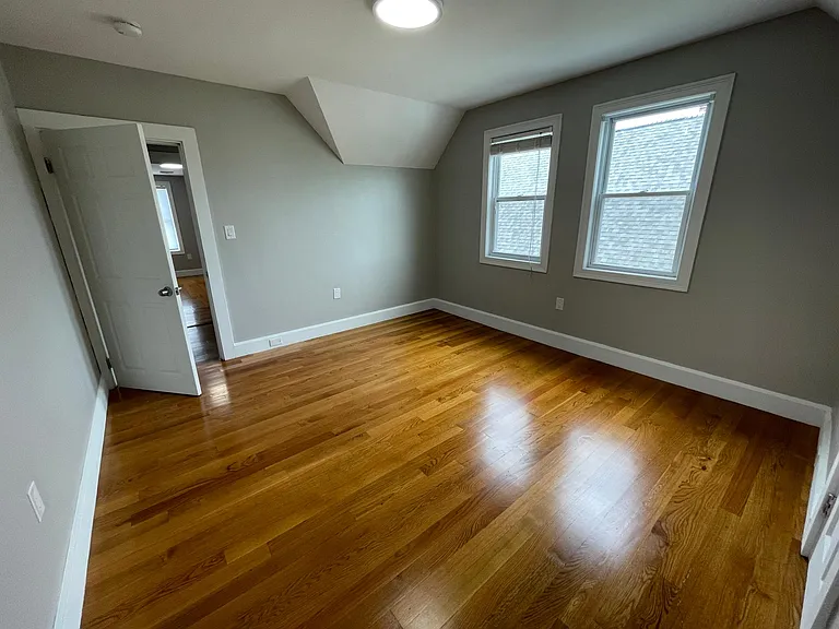 28 Milwood St #2 — Photo 6