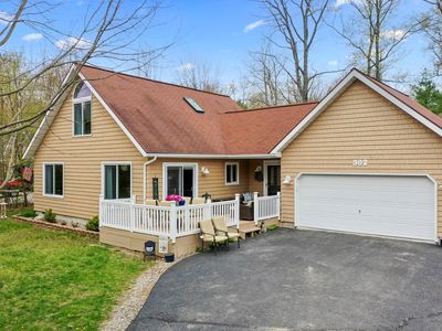 302 Robin Hood St, Roscommon, MI, 48653