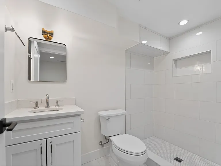 1740 Clarkson St — Photo 8