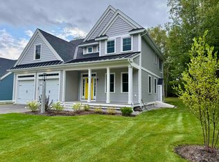 8 Tranquility Way, Dover, NH 03820