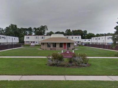 15 Harrison #39E, Amityville, NY, 11701