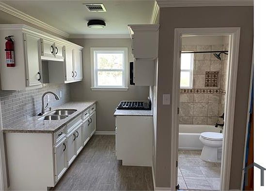 1st image of 2313 Tuam St APT 1