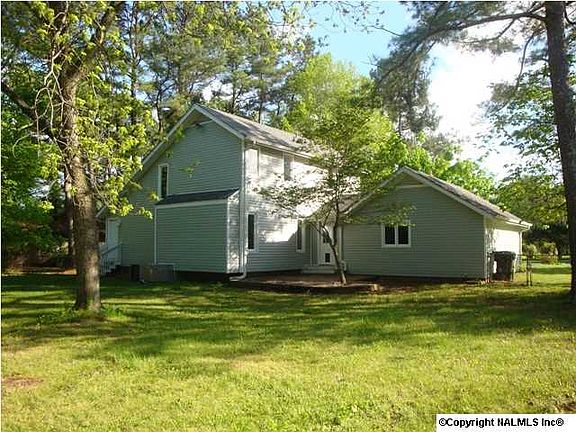 2nd image of 1120 Mahan Dr