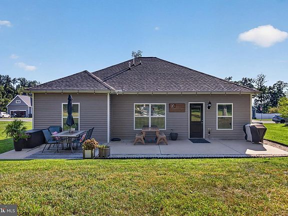 4th image of 621 Ledger Dr