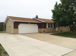 4117 Clover St, Two Rivers, WI 54241