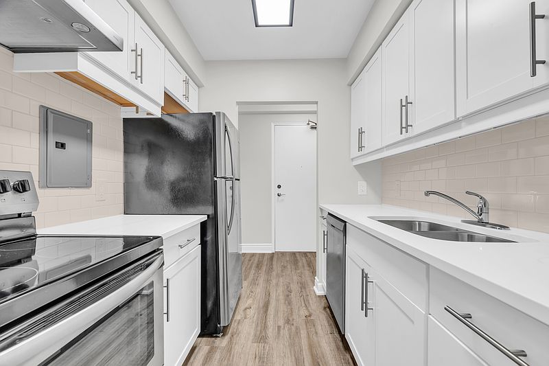 Kitchener Apartment for rent - 2 Bedrooms — photo 39
